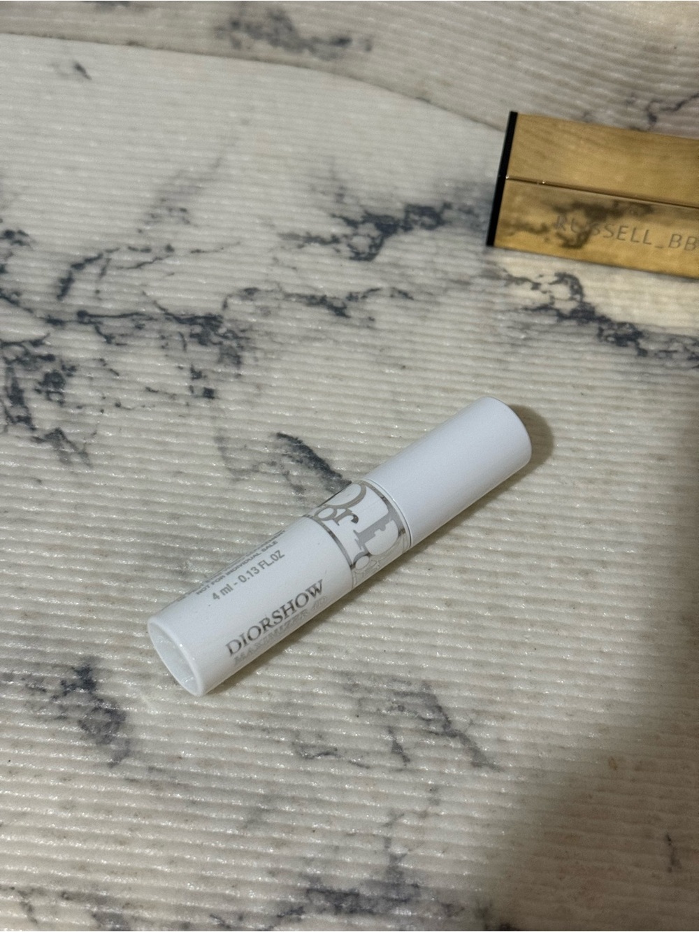 Dior Diorshow Maximizer 4D Lash Primer Serum (length, volume, curl & definition) - Picture 11 of 12